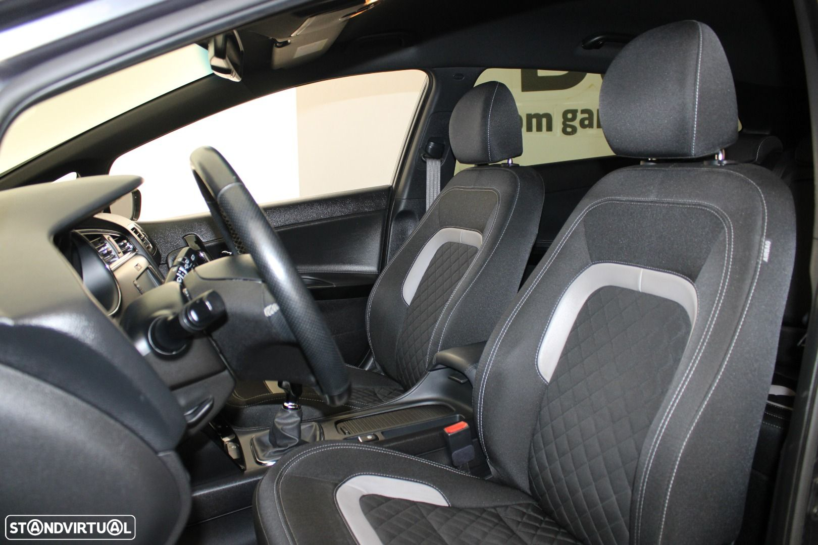 Kia Ceed SW 1.6 CRDi GT Line - 22