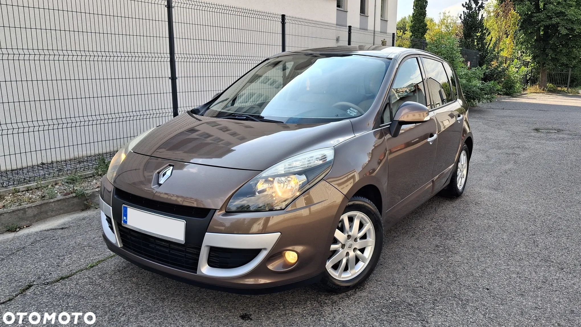 Renault Scenic - 1