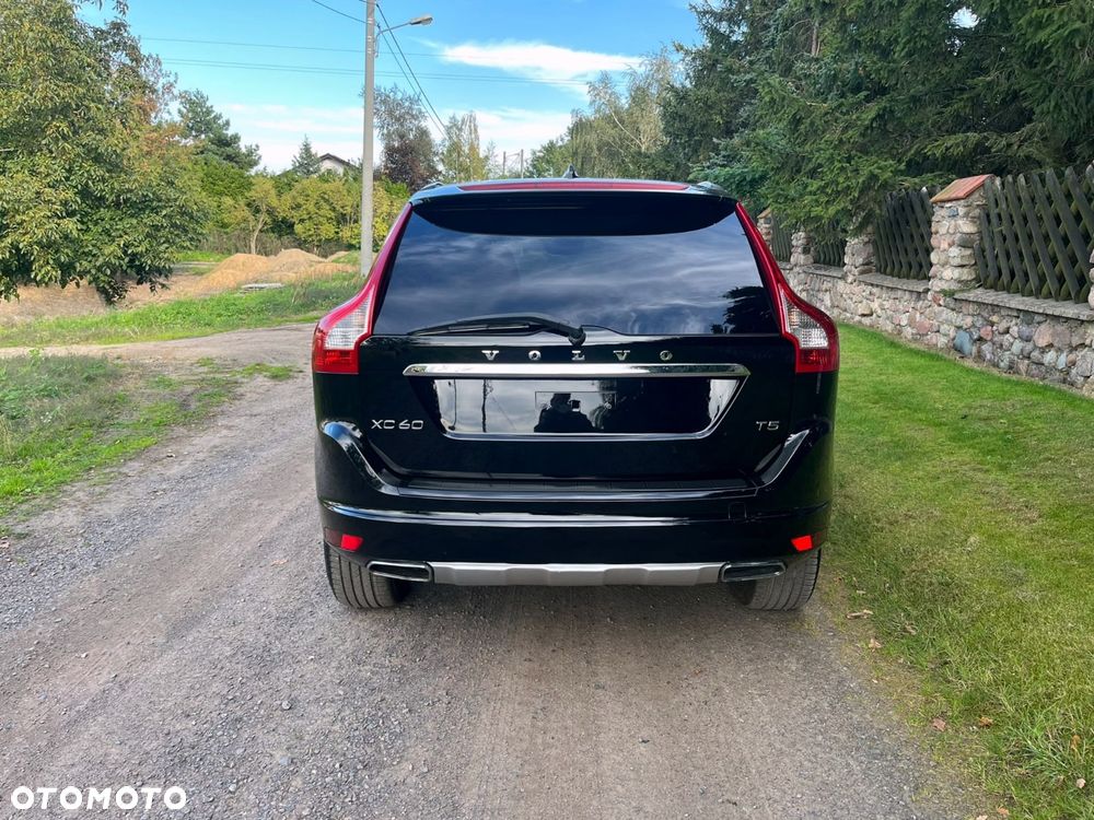 Volvo XC 60 - 8