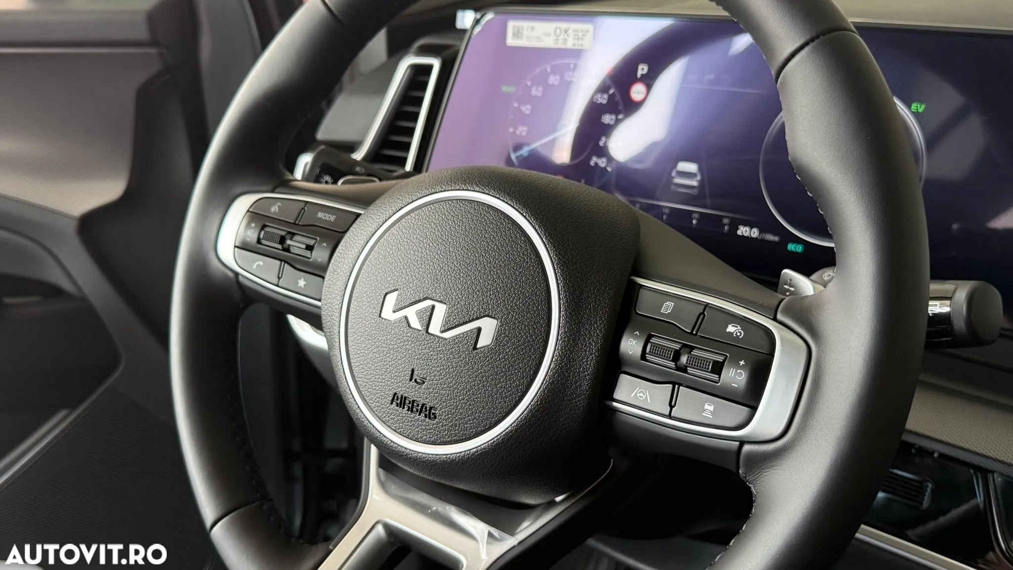 Kia Sportage 1.6 T-GDI HEV 6AT 4x4 Business Line - 15