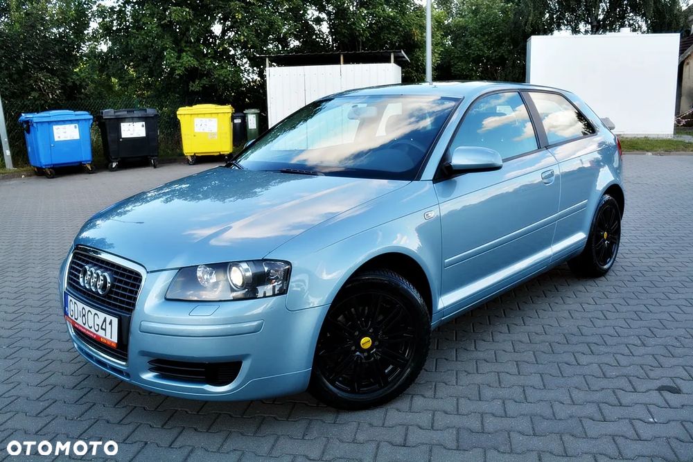 Audi A3 3-drzwiowe 1.6 tiptronic Attraction - 15