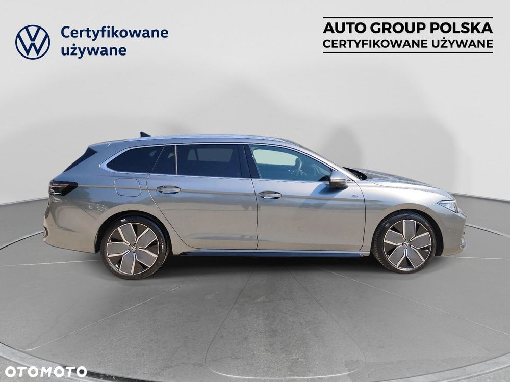 Volkswagen Passat Variant 2.0 TSI 4Mot R-Line DSG - 17