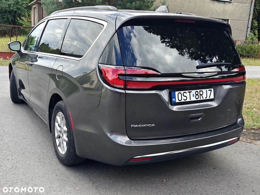 Chrysler Pacifica - 7