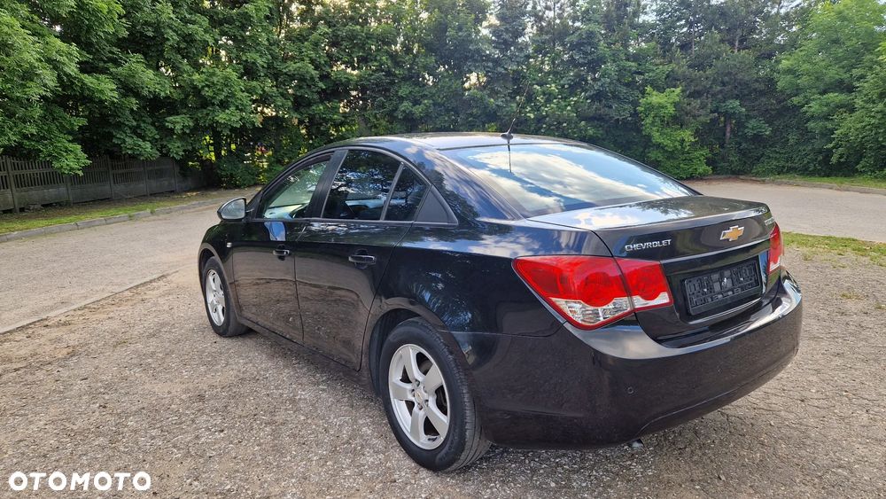Chevrolet Cruze 1.8 LT+ - 5