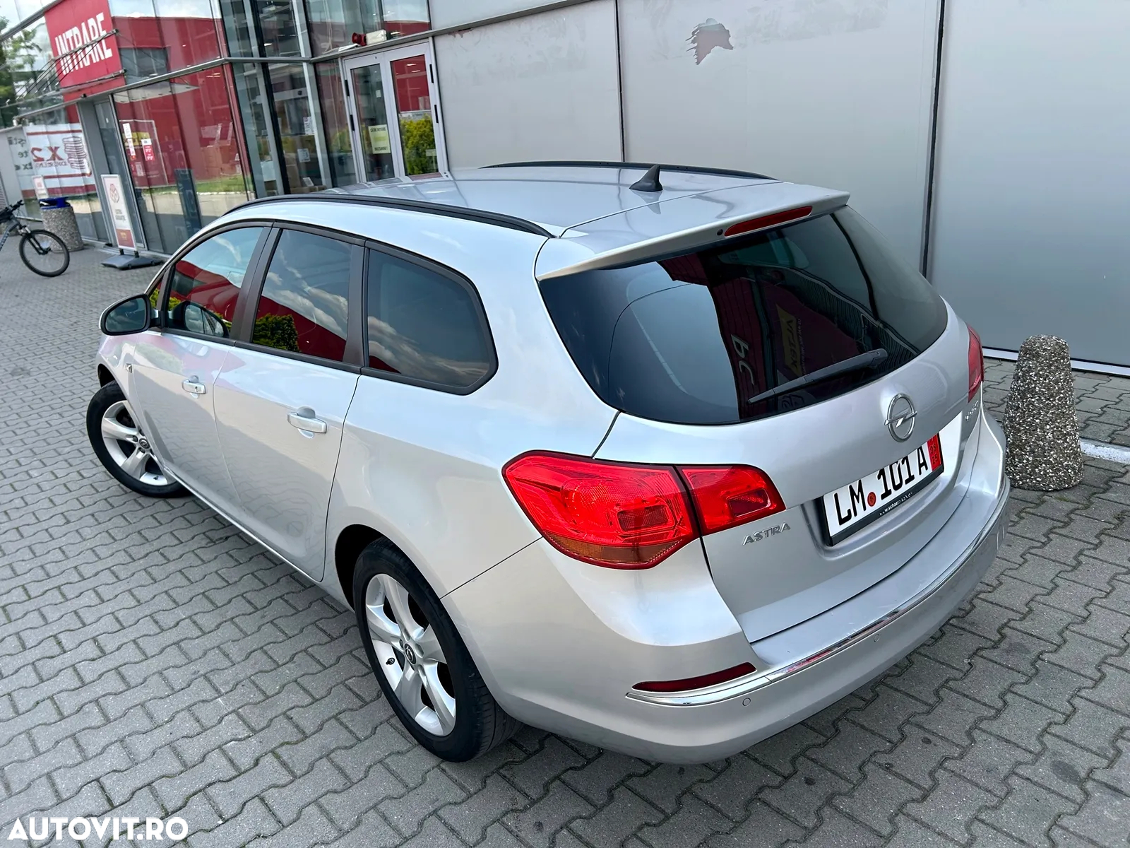Opel Astra 1.6 CDTI DPF ecoFLEX Sports TourerStart/Stop ENERGY - 4
