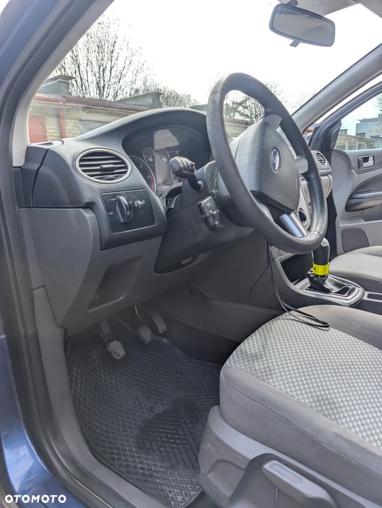 Ford Focus - 17