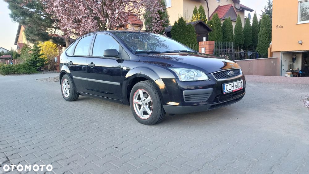 Ford Focus 1.6 16V Trend - 18