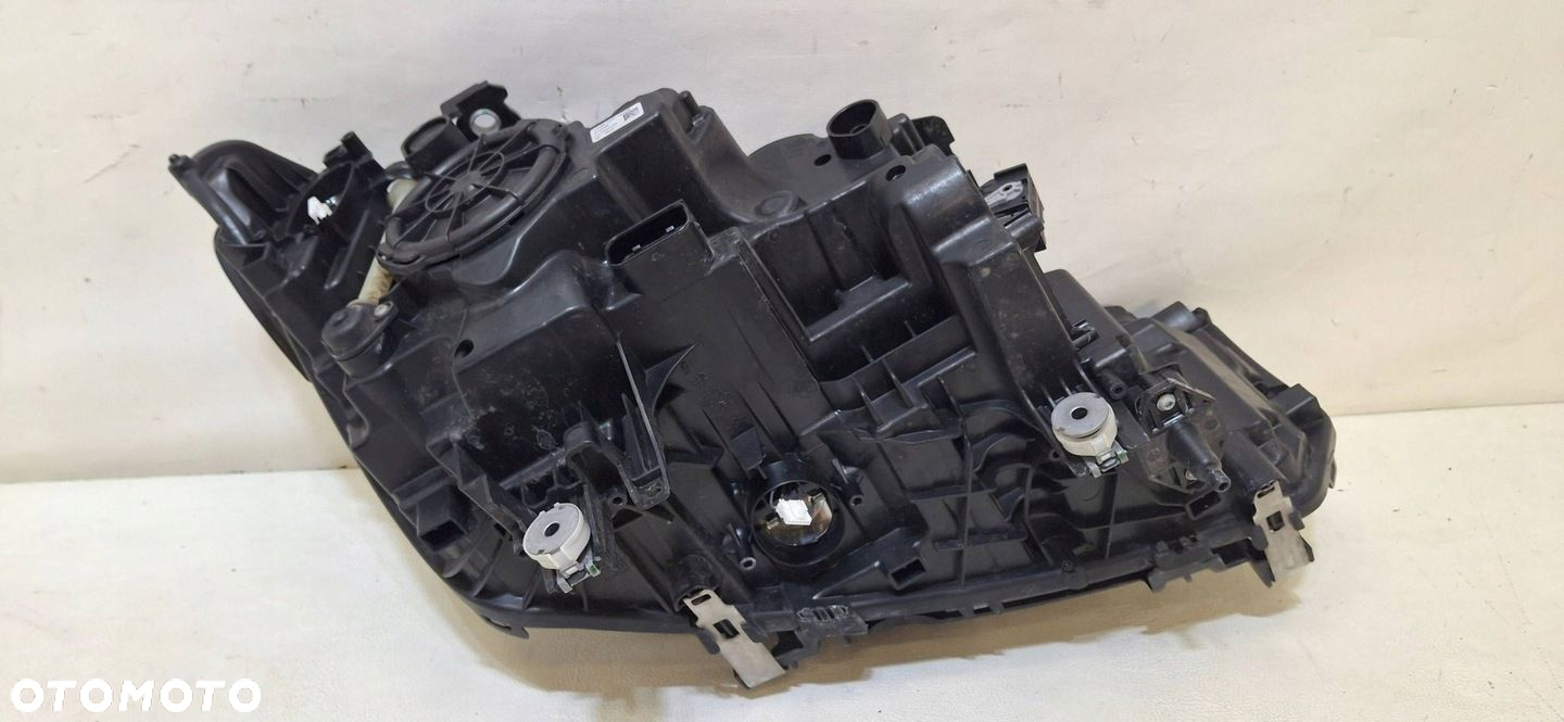 LAMPA PRZÓD PRZEDNIA LEWA BMW 6 GT G32 ADAPTIVE LED 8497225-02 - 8