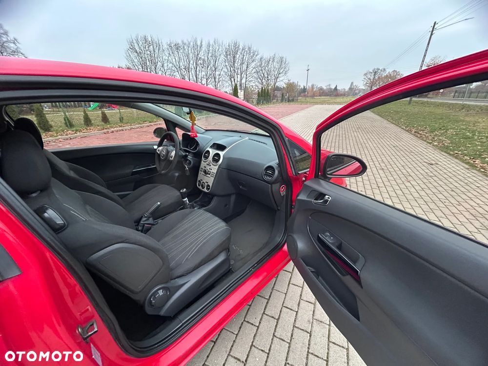 Opel Corsa 1.0 12V Cosmo - 12