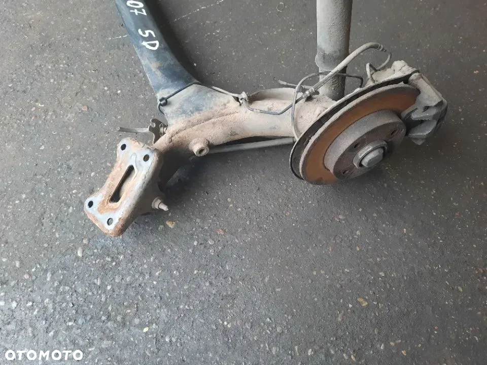 Peugeot 307 Wersja 5 Drzwi 5D Belka Zawieszenia Tylnego Oś Tył - 5