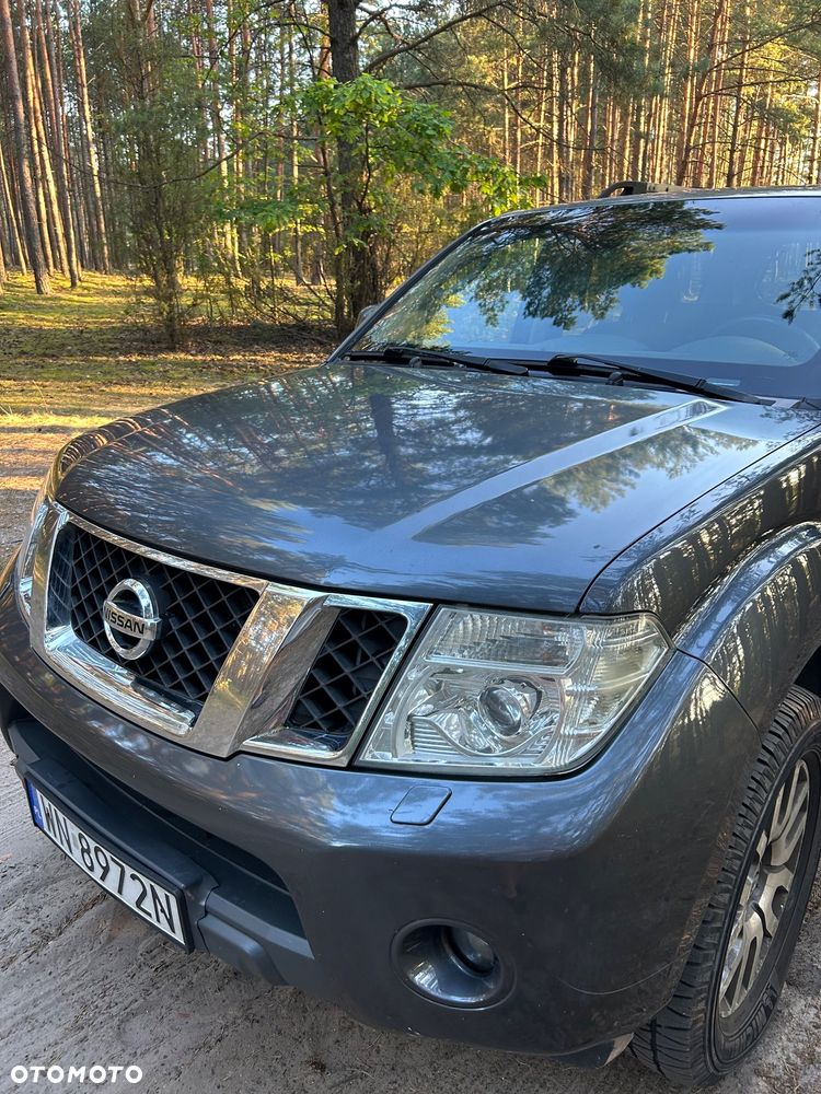 Nissan Pathfinder 2.5 D LE EU5 - 8
