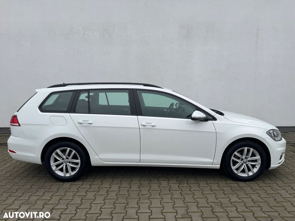 Volkswagen Golf 1.6 TDI Comfortline - 3