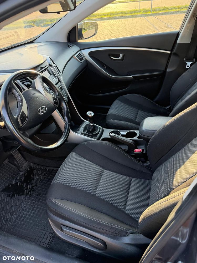 Hyundai i30 1.6 GDI Classic - 8