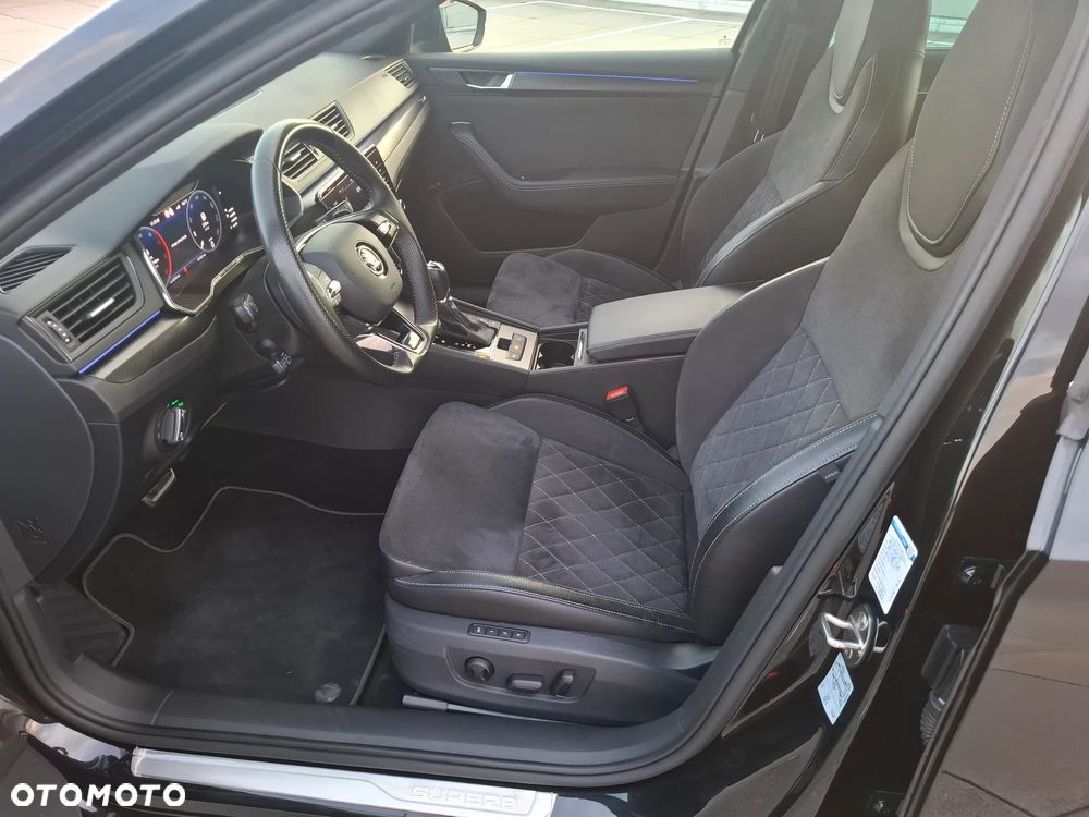 Skoda Superb 2.0 TDI SCR Sportline DSG - 18