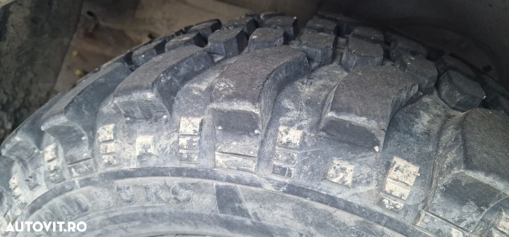 Hyundai Terracan - 2