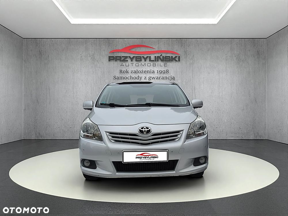 Toyota Verso 1.8 5-Sitzer Executive - 2