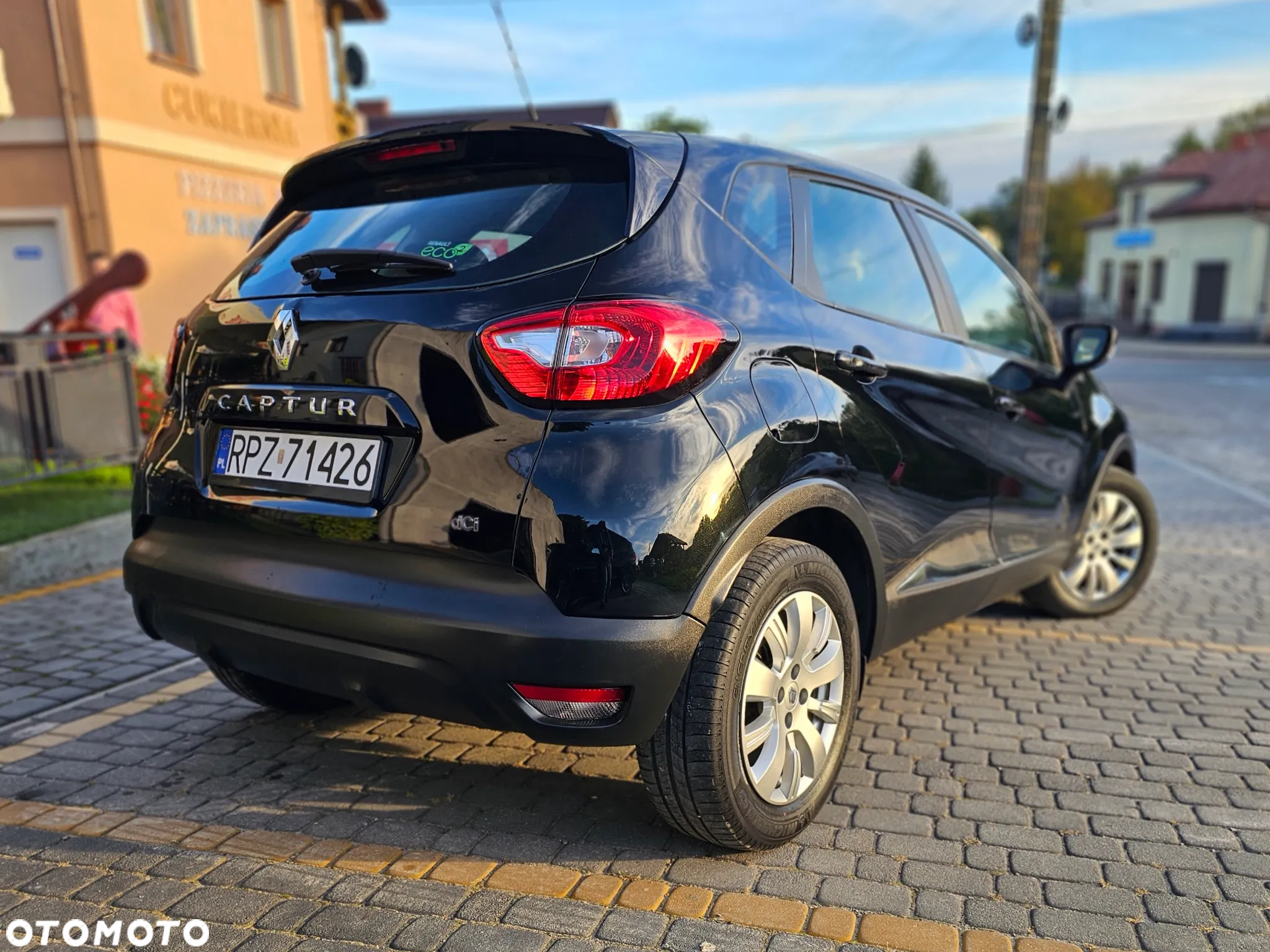 Renault Captur dCi 90 EDC Dynamique - 19