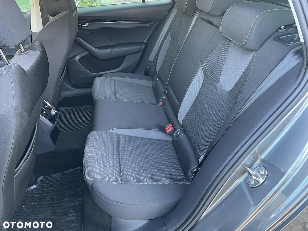 Skoda Octavia 2.0 TDI Ambition - 10
