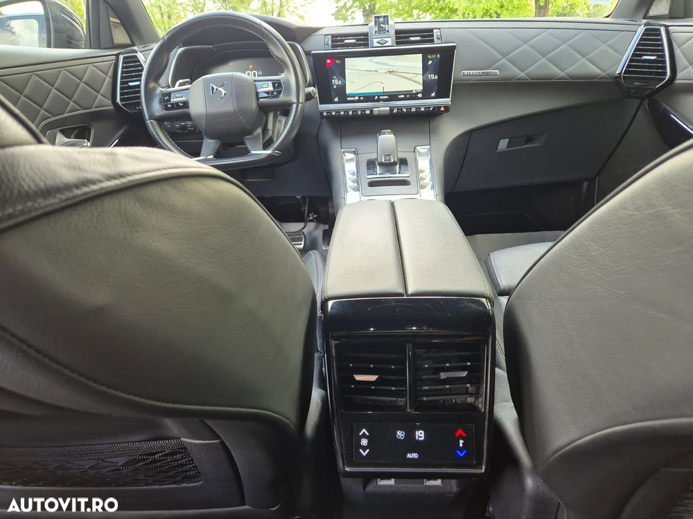 DS Automobiles DS 7 Crossback ver-crossback-bluehdi-180-aut-performance-line - 17