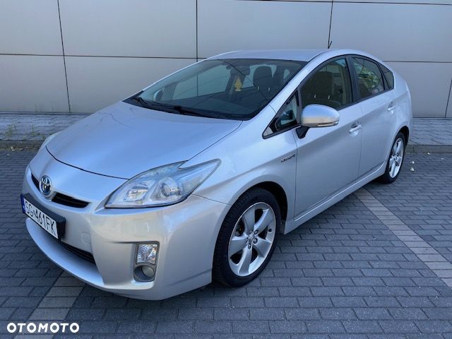 Toyota Prius (Hybrid) Comfort - 2
