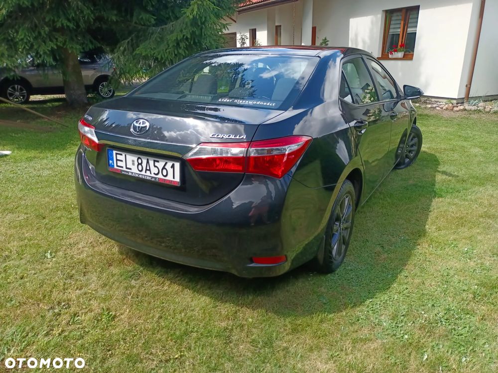 Toyota Corolla - 15