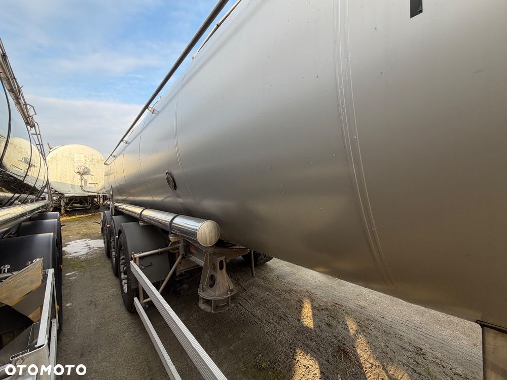 Magyar ADR L4BH 34000L , nowe ADR - 13