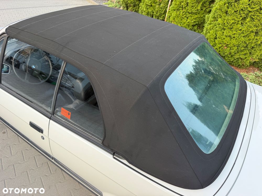 BMW Seria 3 320i - 13