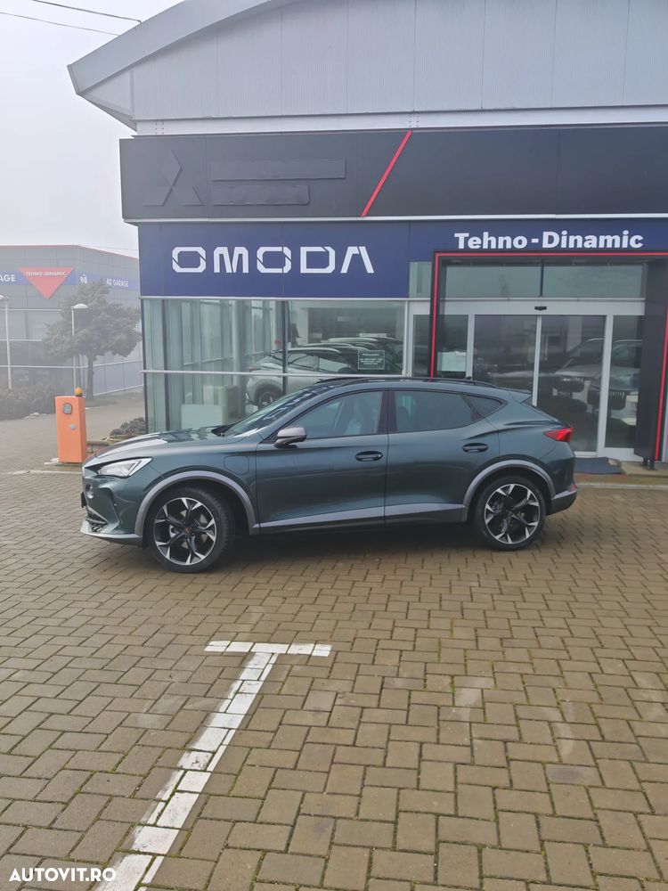 Cupra Formentor 1.4 e-HYBRID DSG Priority - 2