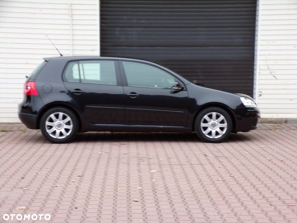 Volkswagen Golf - 4