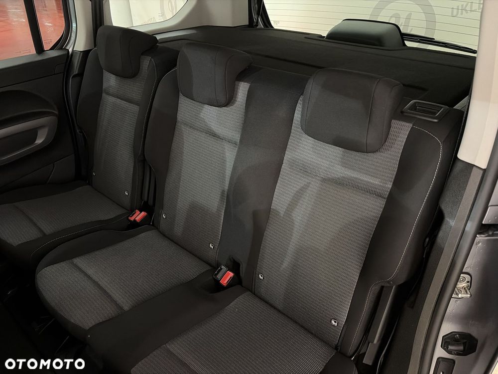 Toyota Proace City Verso 1.2 D-4T Business - 11
