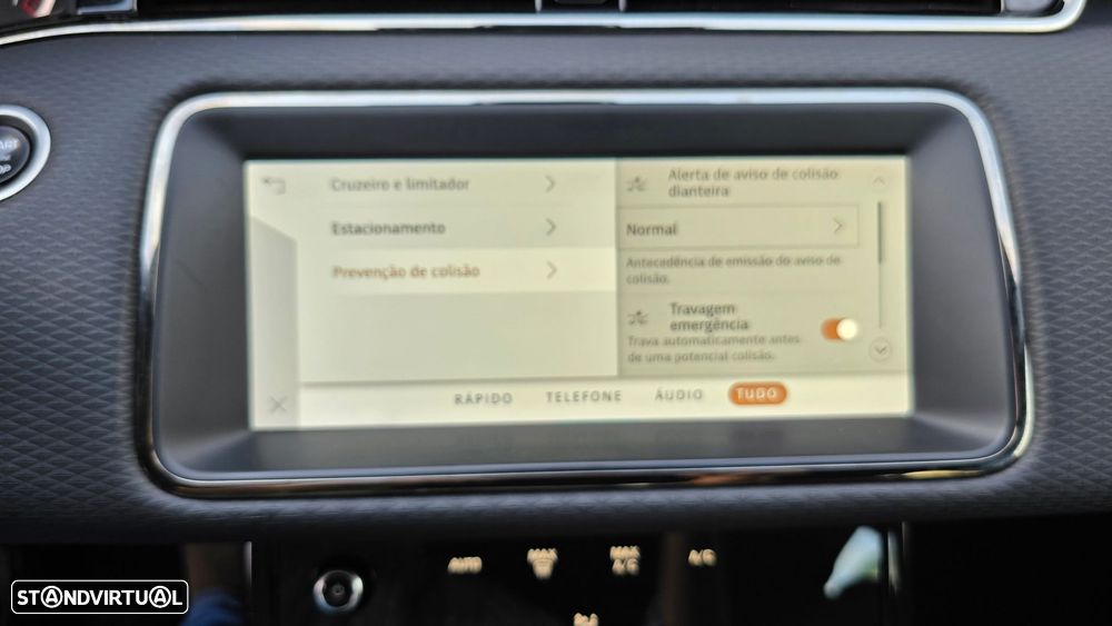 Land Rover Range Rover Evoque - 35