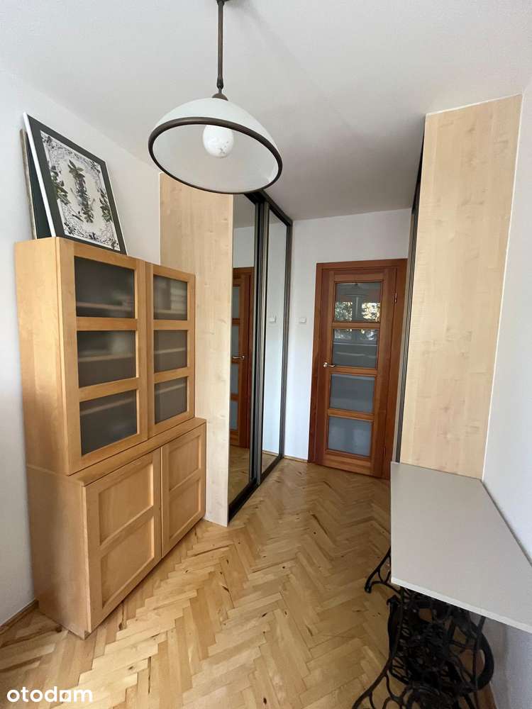 2 pokojowe mieszkanie przy stacji metra Wierzbno