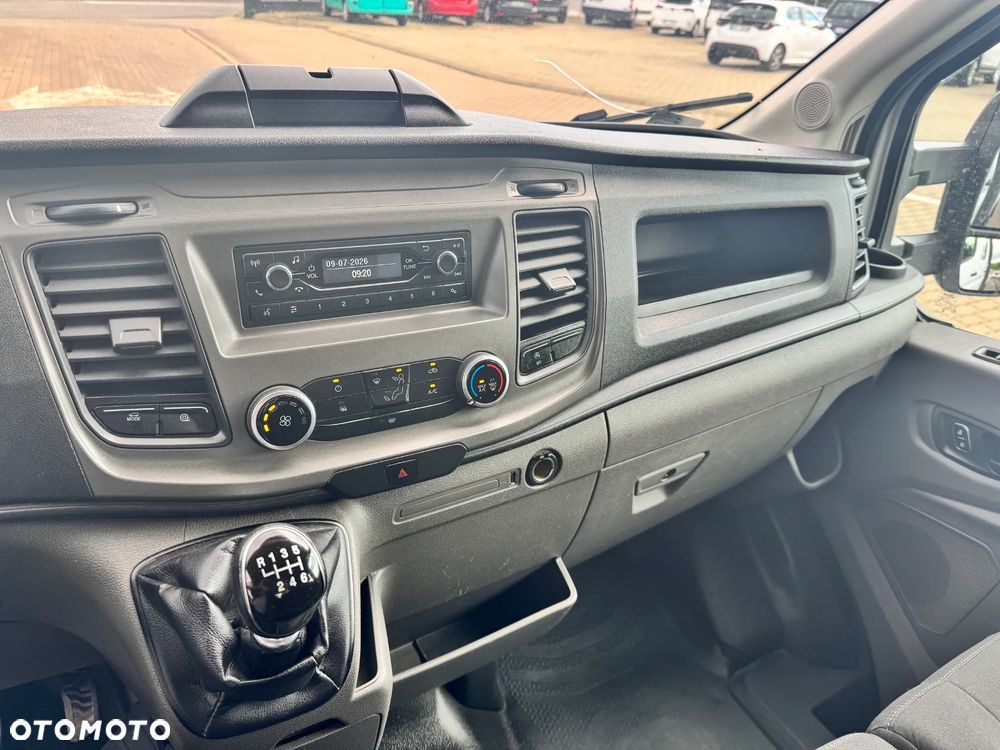 Ford Transit - 10