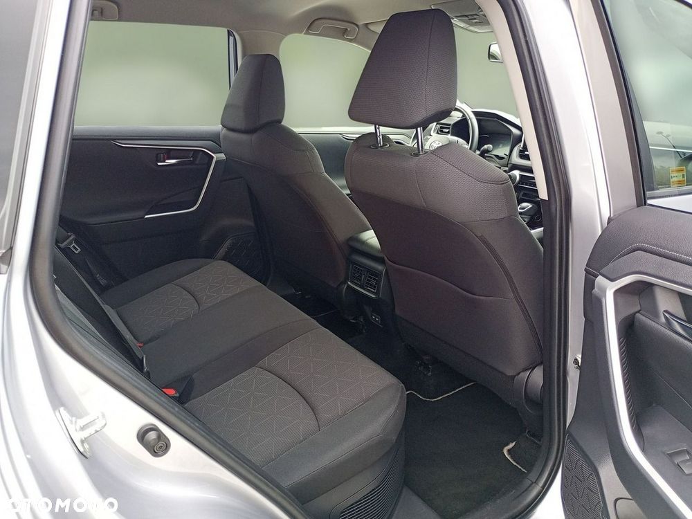 Toyota RAV4 - 32