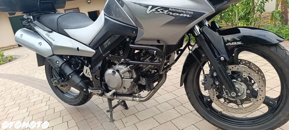 Suzuki V-STROM - 31