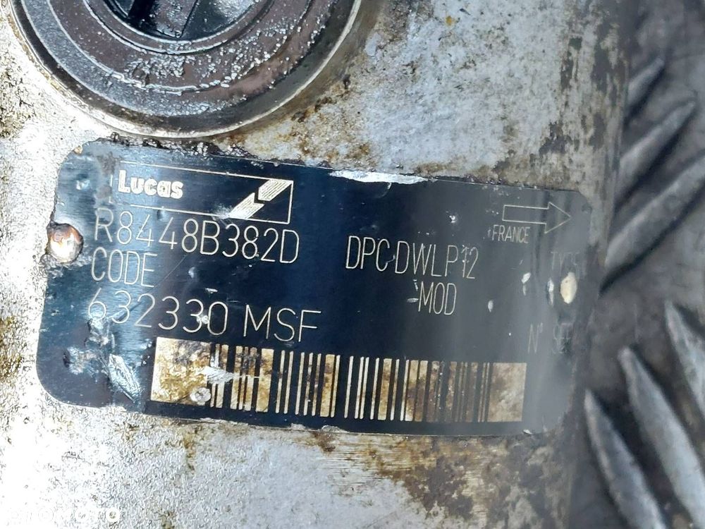POMPA WTRYSKOWA USZKODZONA TOYOTA COROLLA E11 LIFT 1.9 D R8448B382D - 2