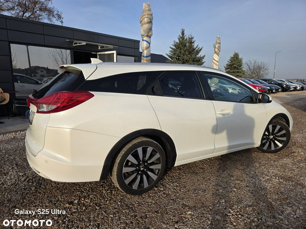 Honda Civic 1.6 i-DTEC Lifestyle - 24