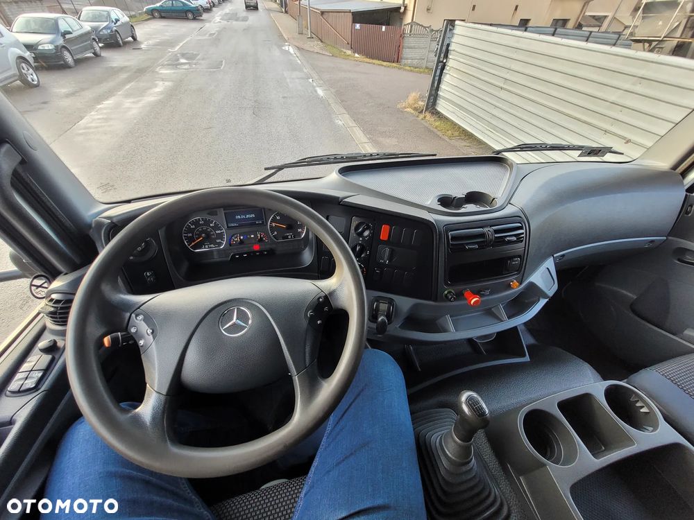 Mercedes-Benz AXOR 1833 330KM // HDS ŻURAW DŹWIG // KRÓTKI ROZSTAW // WYSOKA BURTA // MOŻLIWA WYWROTKA KIPER - 19