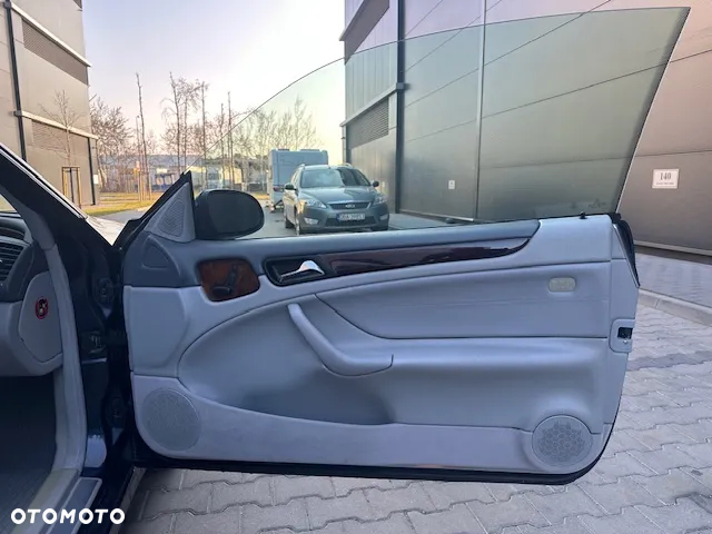 Mercedes-Benz CLK 200 - 30