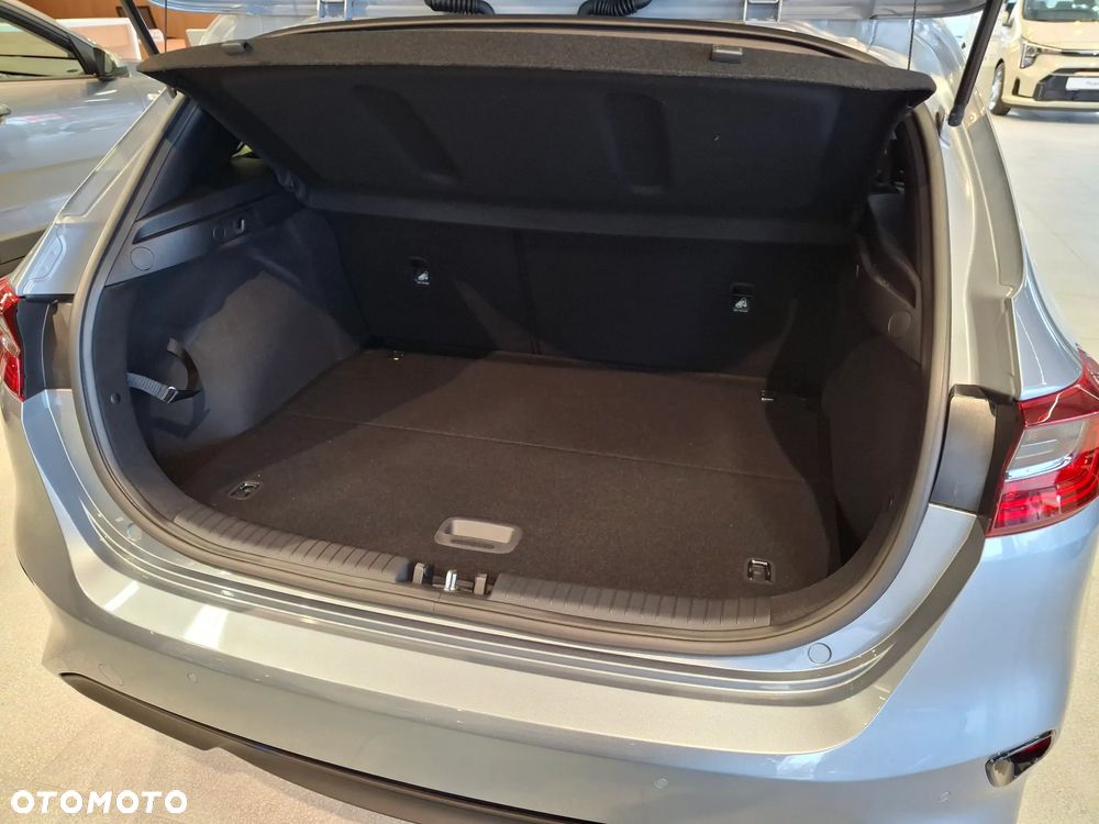 Kia Ceed 1.5 T-GDI Tribute DCT - 22