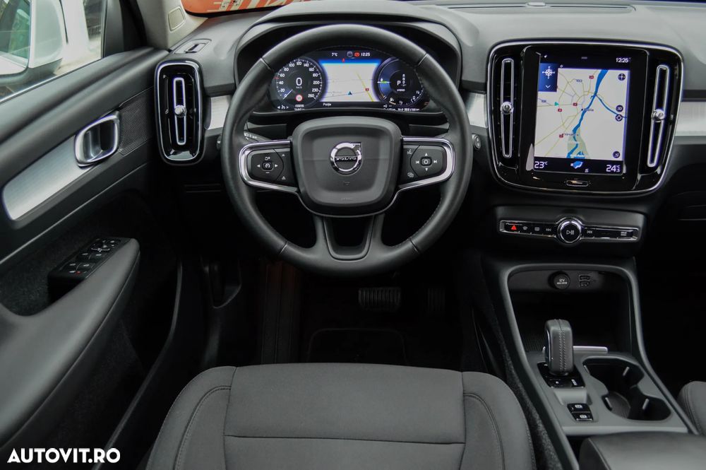 Volvo XC 40 T5 Recharge DKG Essential - 24