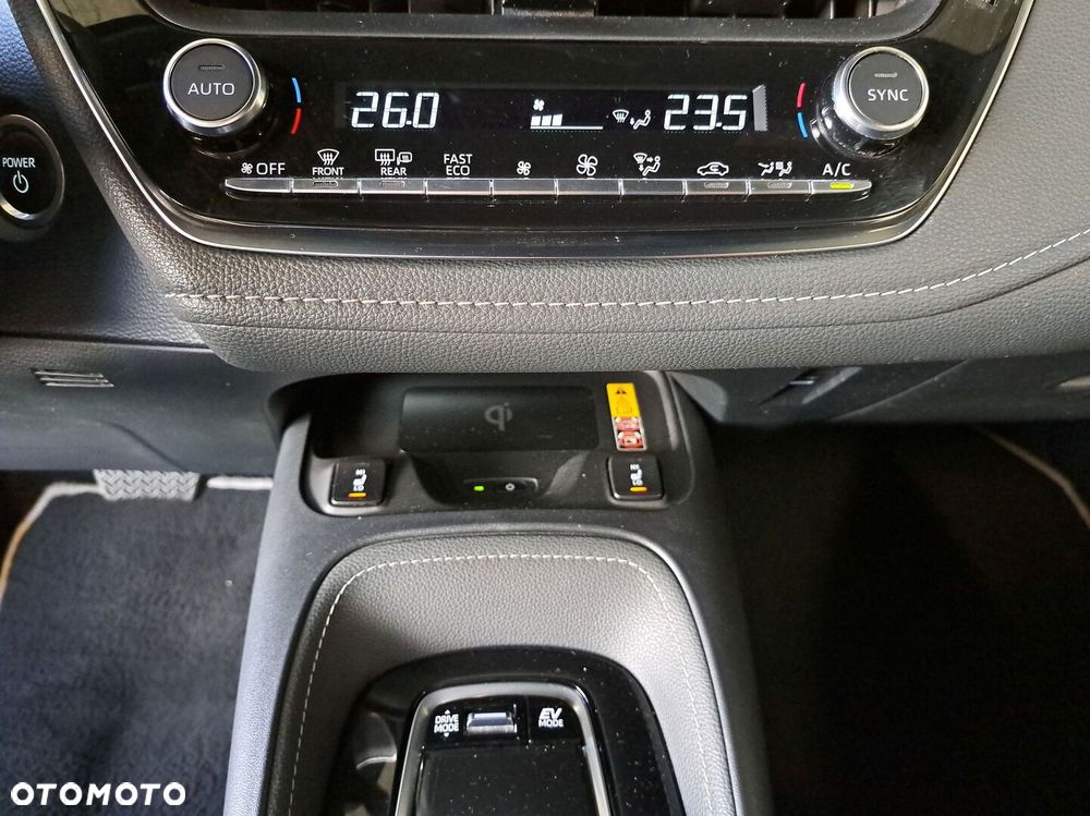 Toyota Corolla 1.8 Hybrid Style - 27