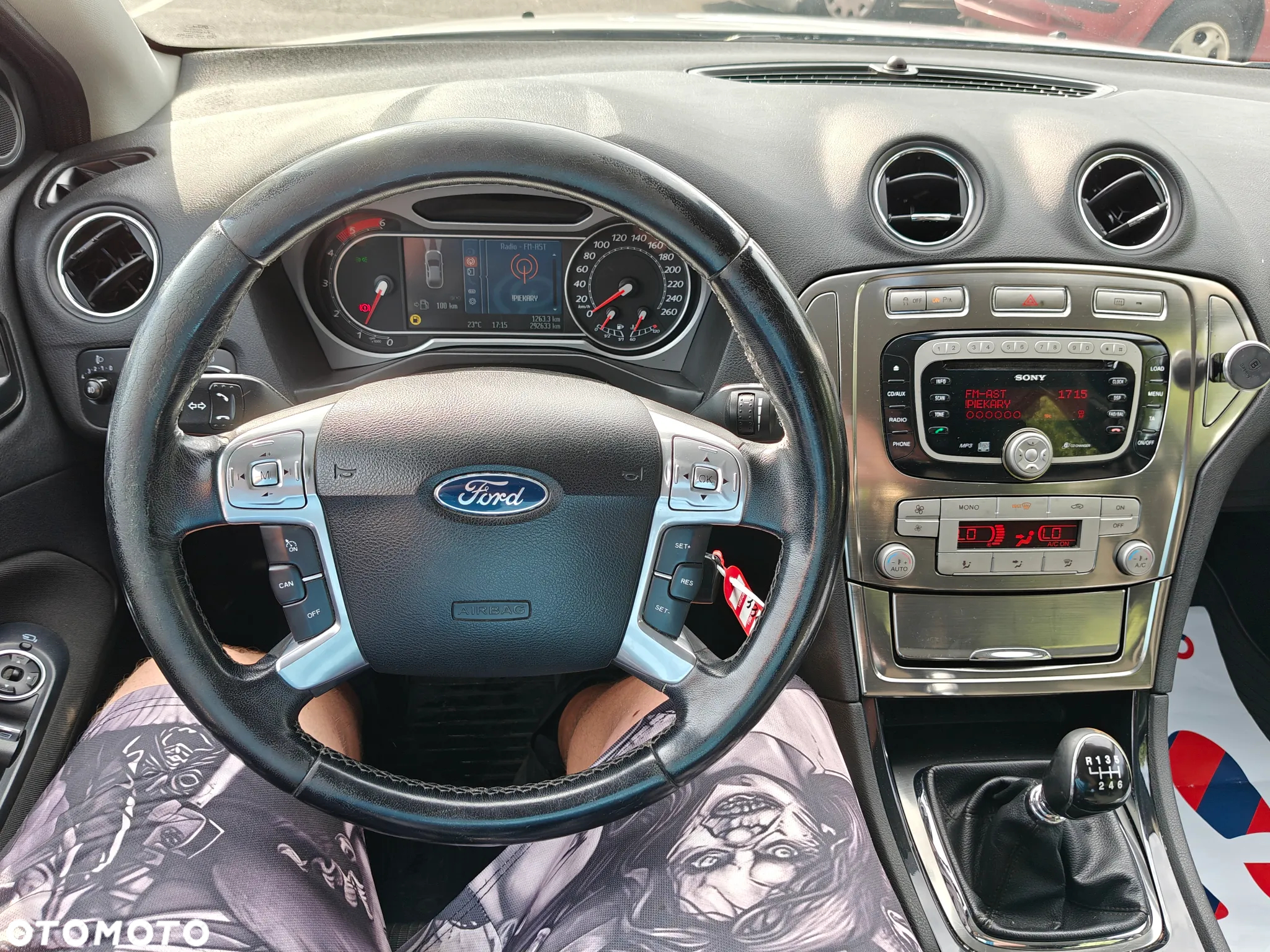 Ford Mondeo 1.8 TDCi Ghia - 8