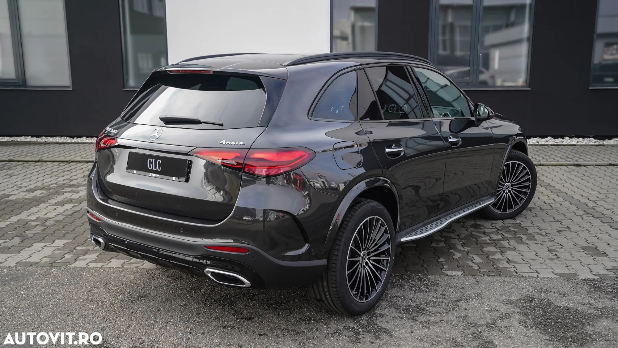 Mercedes-Benz GLC - 4