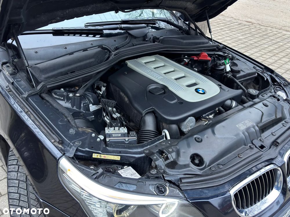 BMW Seria 5 530d - 29
