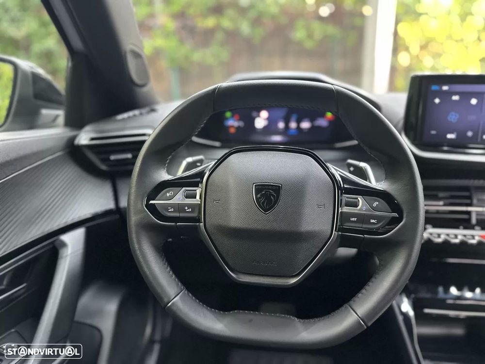 Peugeot 2008 1.2 Hybrid Allure e-DCS6 - 23