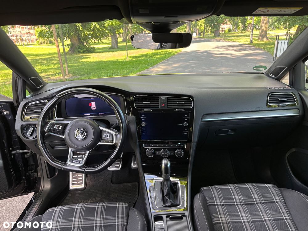 Volkswagen Golf GTD 2.0 TDI SCR DSG - 16