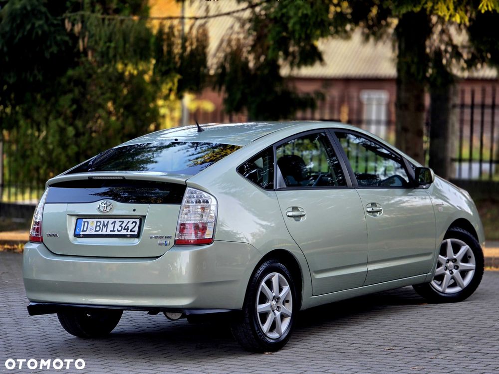 Toyota Prius - 6