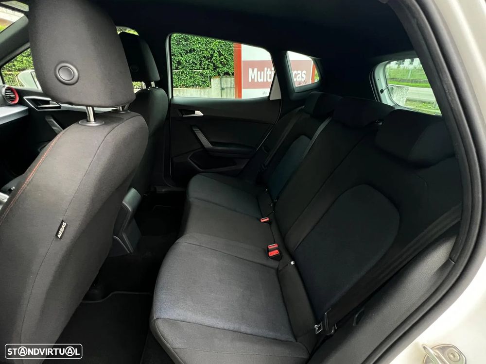 SEAT Arona 1.0 TSI FR - 12