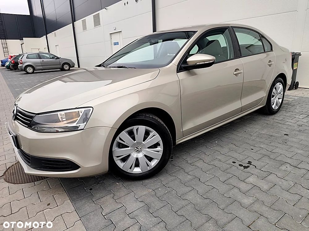Volkswagen Jetta 1.2 TSI BlueMotion Technology Trendline - 17
